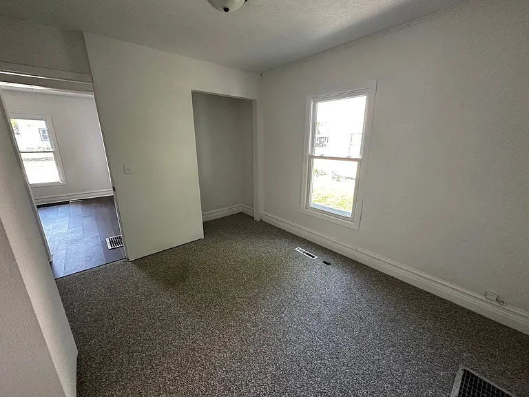 723 Shirland Ave — Photo 13