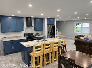 7 Sunset Ln, West Gardiner, ME 04345