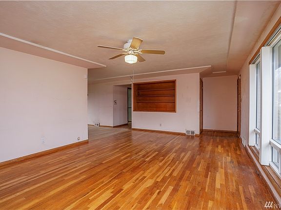 5th image of 7216 Yakima Ave