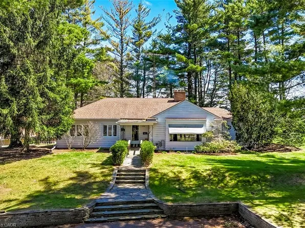 599 Gage St, Norfolk County, ON N4B 2G4