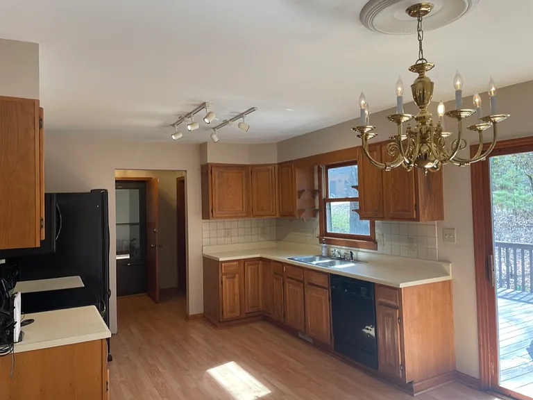 10450 Woodruff Rd — Photo 7