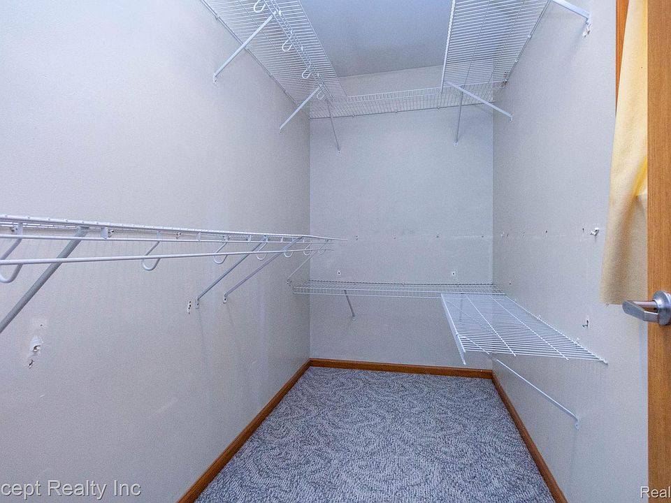 1488 Brookline St, photo 21