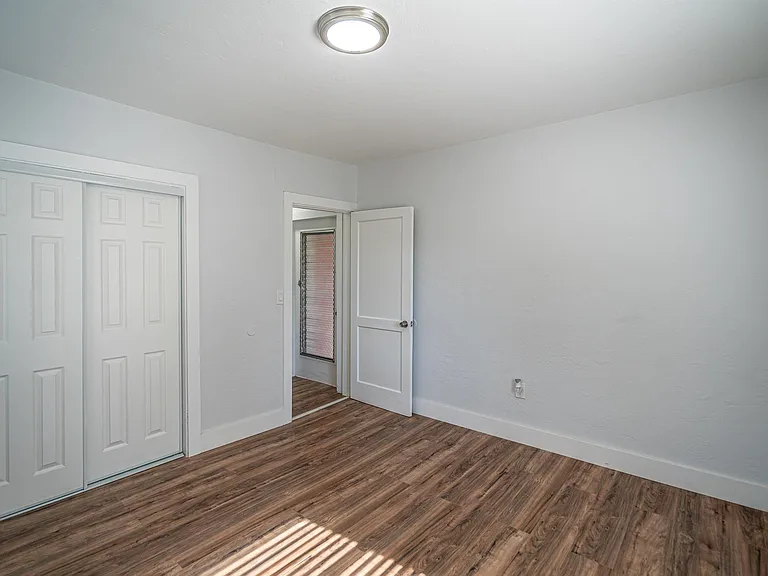 433 NE 82nd St #1 — Photo 5