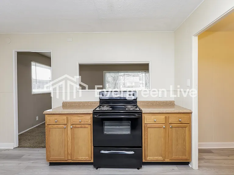 8892 Neptune Dr — Photo 10