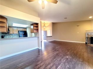 6250 W Flamingo Rd APT 11, Spring Valley, NV 89103