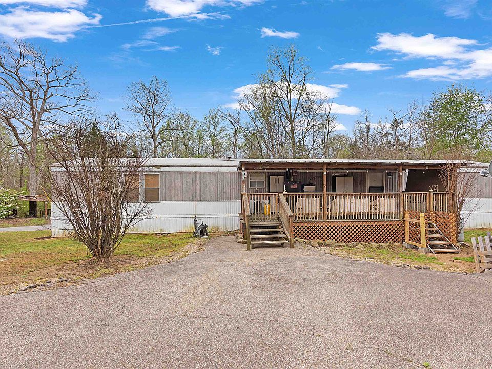 1st image of 90 Rose Rd