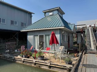 23220 Dyke Rd, Richmond, BC V6V1E2