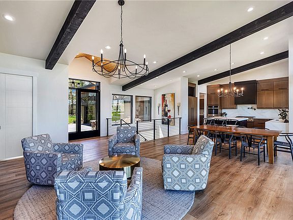 9th image of 231 Keowee Turtlehead Rd