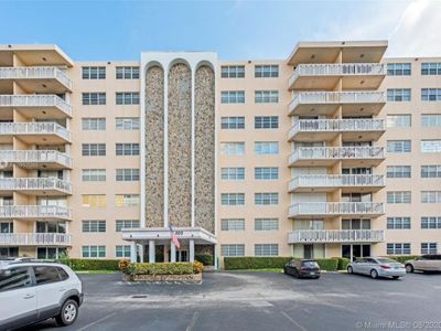 400 NE 12th Ave APT 102, Hallandale Beach, FL, 33009