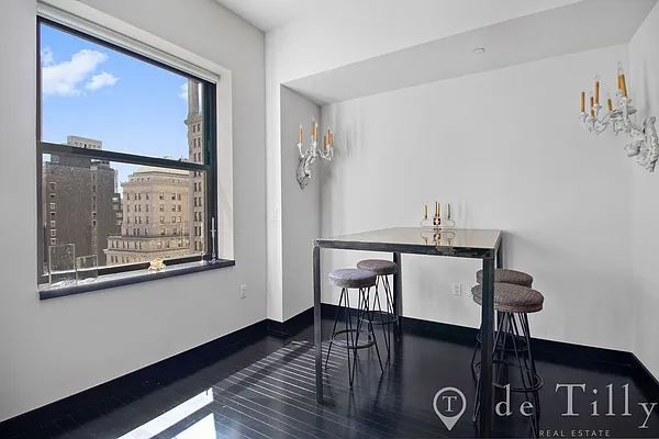 Sold by DE TILLY REAL ESTATE | media 6