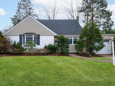 14 Dartmouth Street, Garden City, NY, 11530