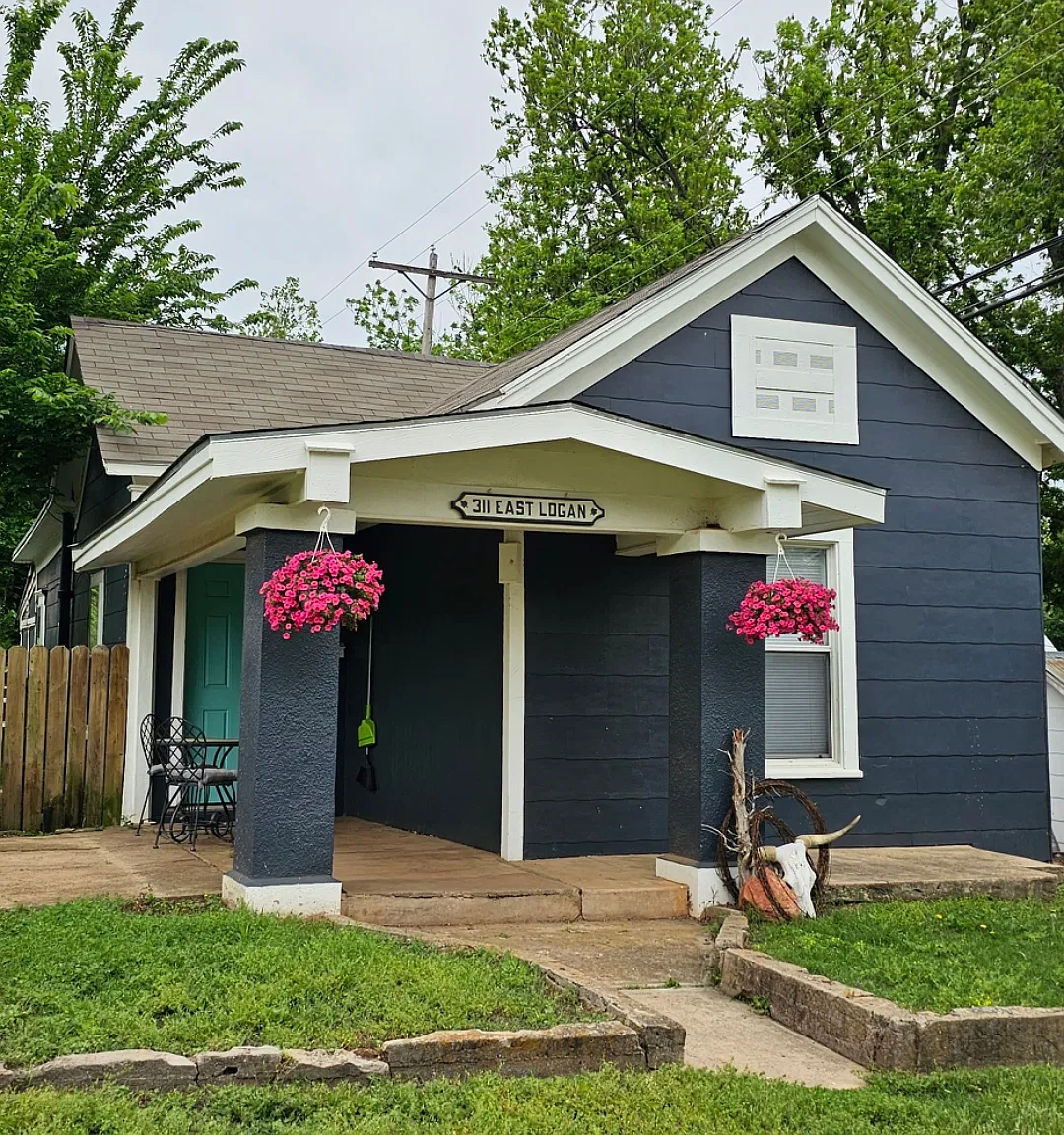 2 bed, 860 sqft, $980 — Photo 1