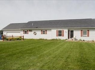 15092 Lockshore Rd, Hickory Corners, MI 49060