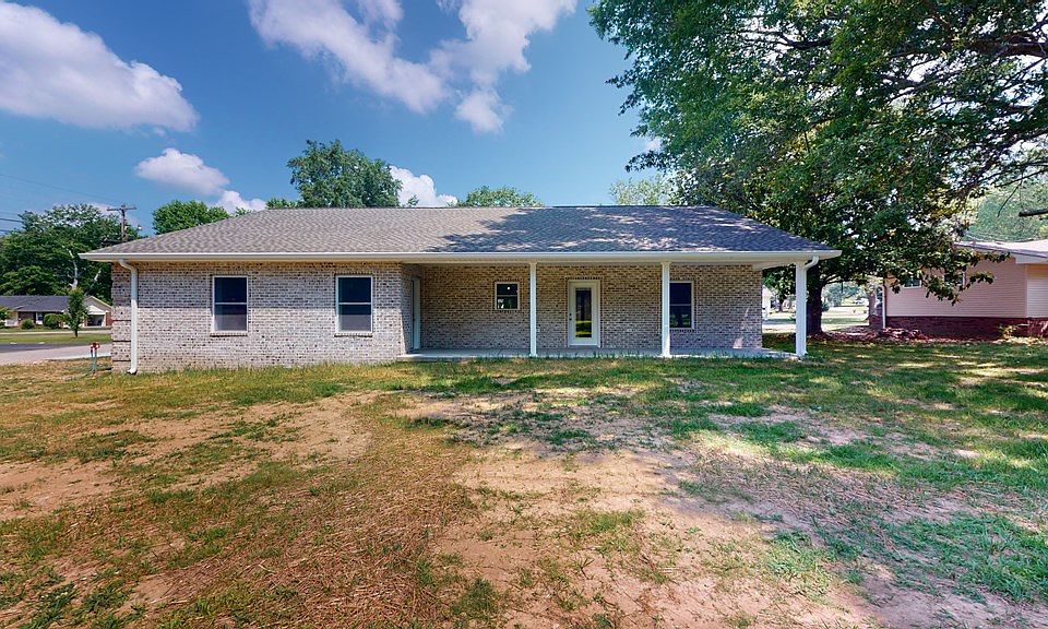 928 Morningside Dr, Huntingdon, TN 38344 Zillow
