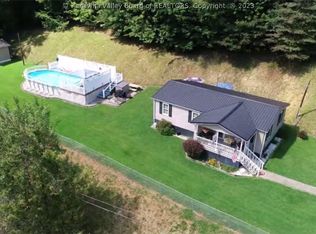 14755 Pond Fork Rd, Van, WV 25206