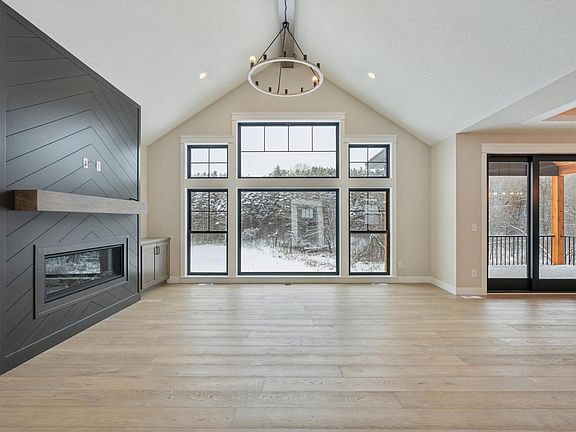 5th image of 1198 60th St