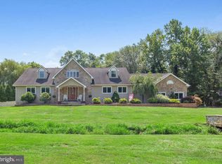 129 Park Dr, Berlin, NJ 08009