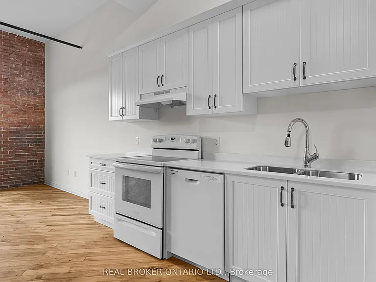 150 Mill St #116 — Photo 15