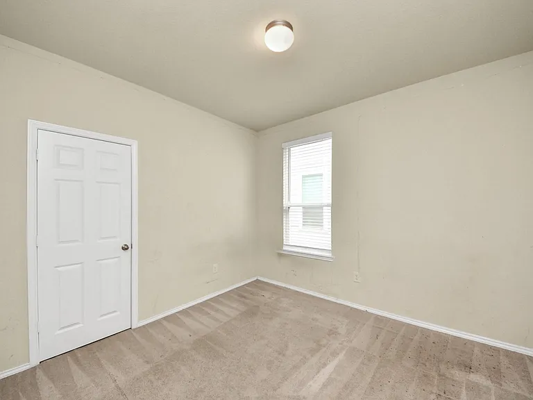 25827 Kinship Ct — Photo 6