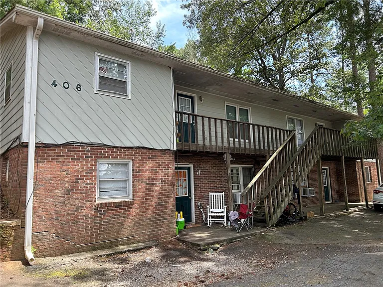 406 Old Central Rd #1 — Photo 1