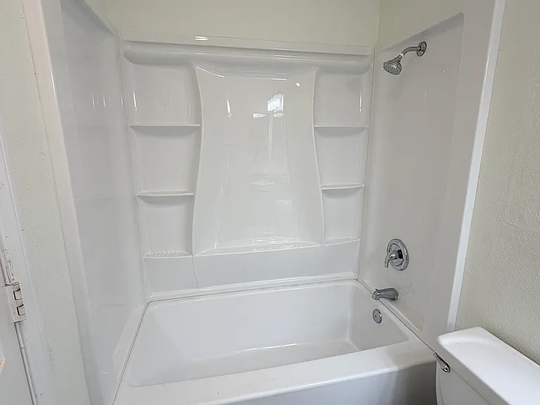 715 B St #12 — Photo 5