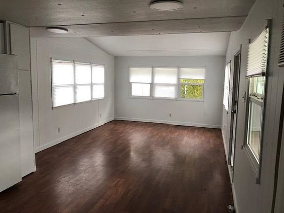 5th image of 12868 229th St #8