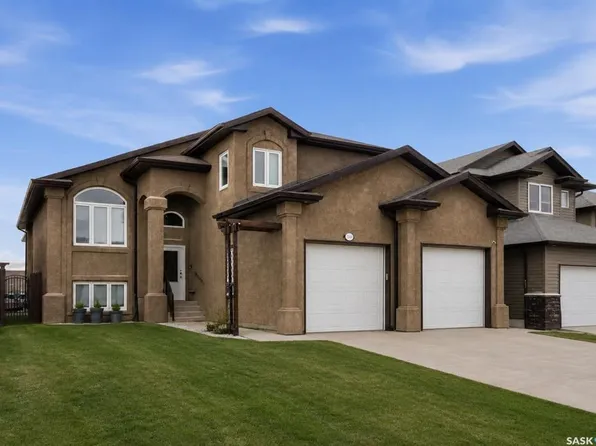 335 McCallum LANE, Saskatoon, SK S7R 0C3