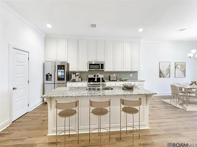 9664 Creekview Dr — Photo 5