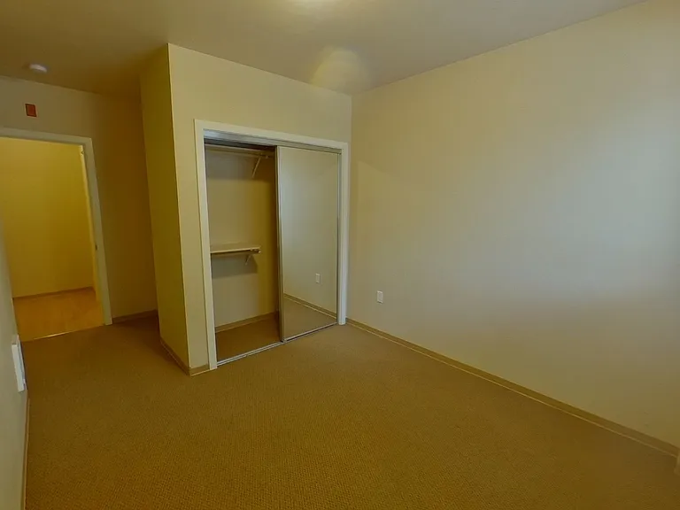 Midtown Apartments — Photo 29
