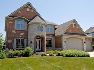 5204 Bamboo Ln, Naperville, IL 60564