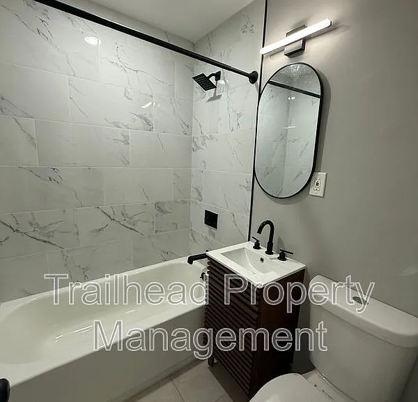 304 E Gregory Blvd #2-W — Photo 4