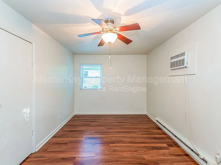 1023 Berkeley St #A — Photo 13