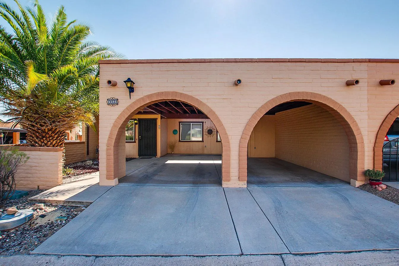 2 bed, 940 sqft, $1,500 — Photo 1