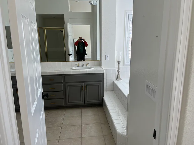 15464 Borges Dr — Photo 12