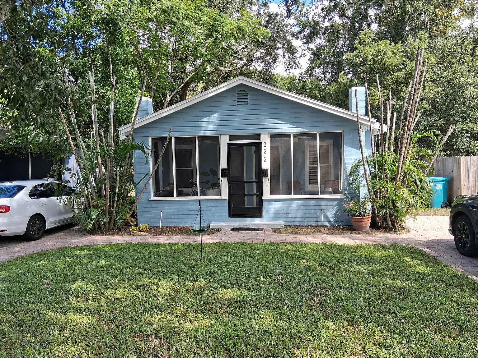 2 bed, 1050 sqft, $1,450 — Photo 1
