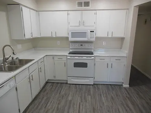 East View Apartments — Photo 8
