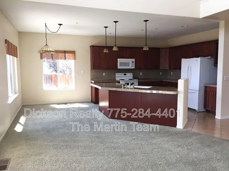 3200 Cityview Ter — Photo 5