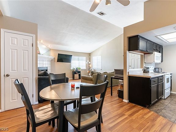 2nd image of 5419 Centurion Ct Unit 203