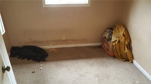 5th image of 4117 W M St