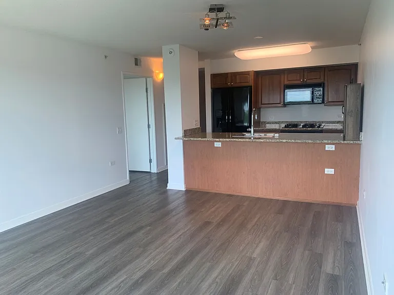 9655 Woods Dr #1208 — Photo 9