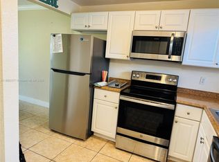 8110 Sunrise Lakes Blvd APT 109, Fort Lauderdale, FL 33322