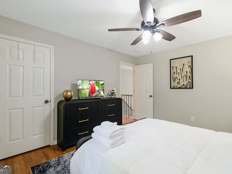 10640 Victory Gate Dr — Photo 32