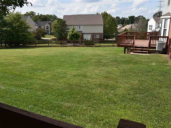 2nd image of 1853 Knollmont Dr