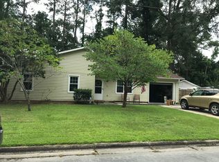 308 Kenwood Dr, Jacksonville, NC 28540