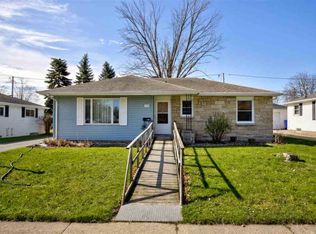 1125 E Byrd St, Appleton, WI 54911