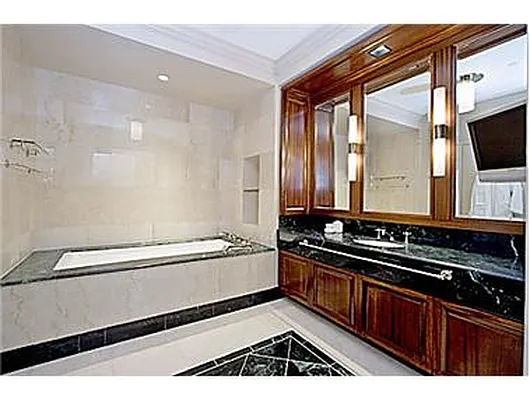 Rented by Douglas Elliman | media 68