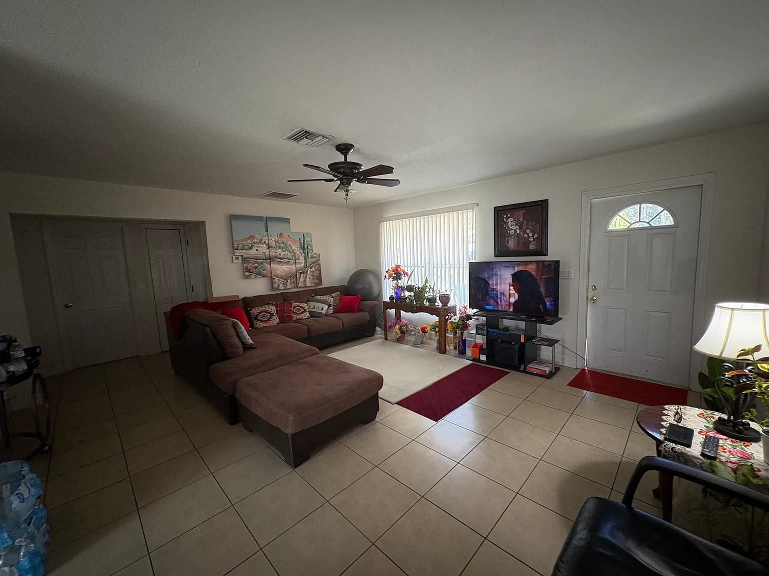 2 bed, 1052 sqft, $1,900 — Photo 3