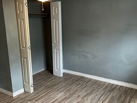 4th image of 4033 Santa Elena St