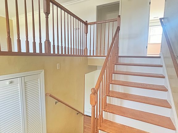 5th image of 27W327 Manchester Rd