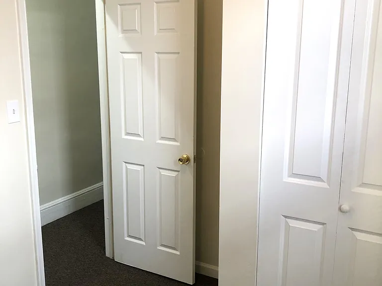 1323 N Allison St — Photo 31